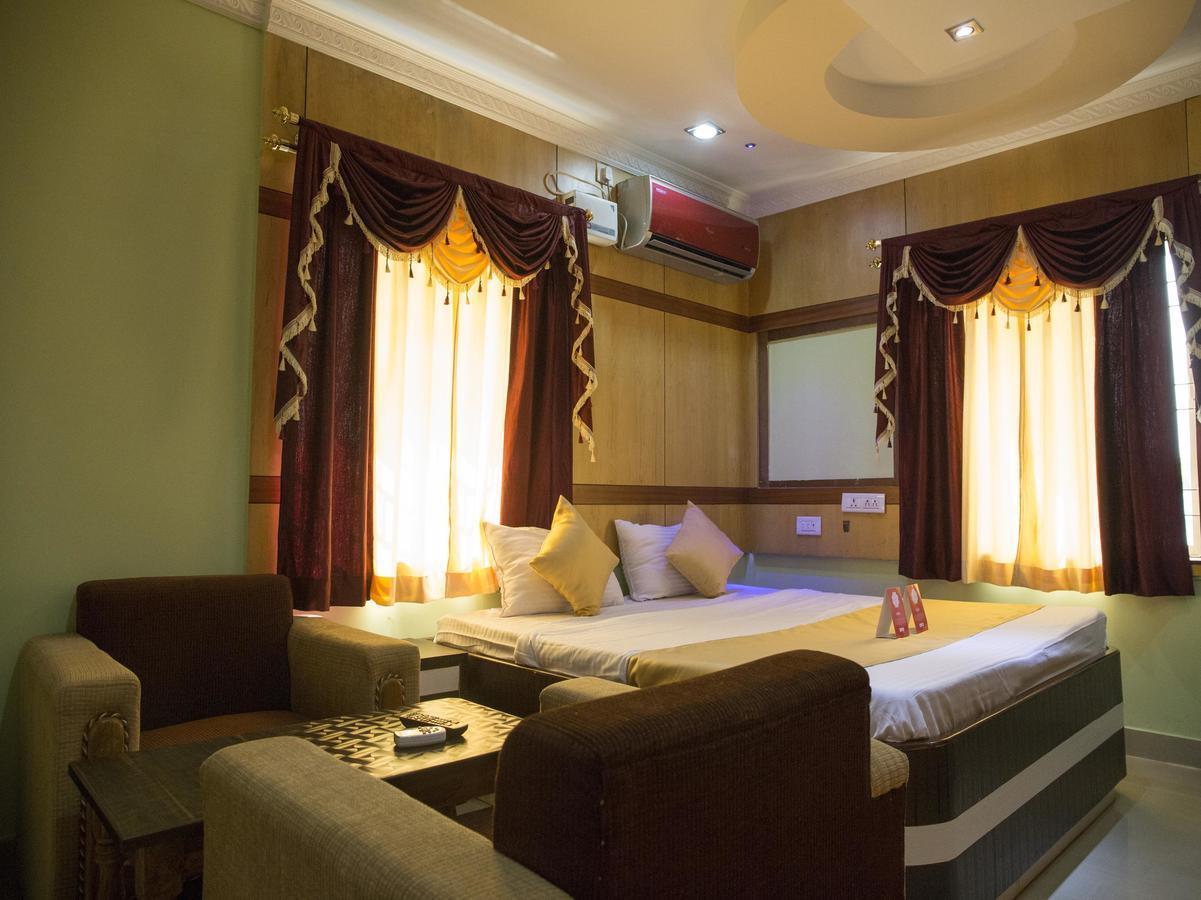 Oyo 4526 Jaydev Vihar Hotel Bhubaneswar Exterior foto